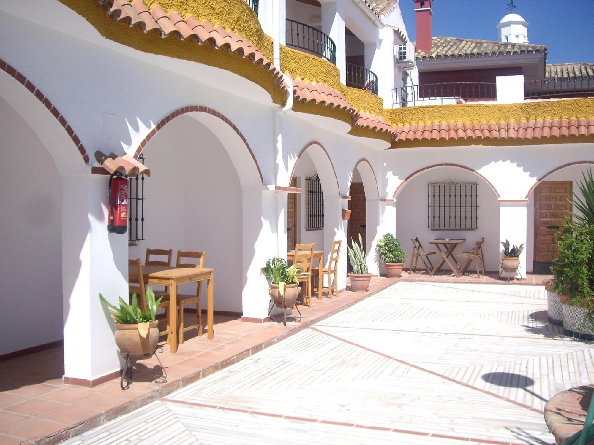 Hostal Mini Golf Los Canos De Meca Bagian luar foto