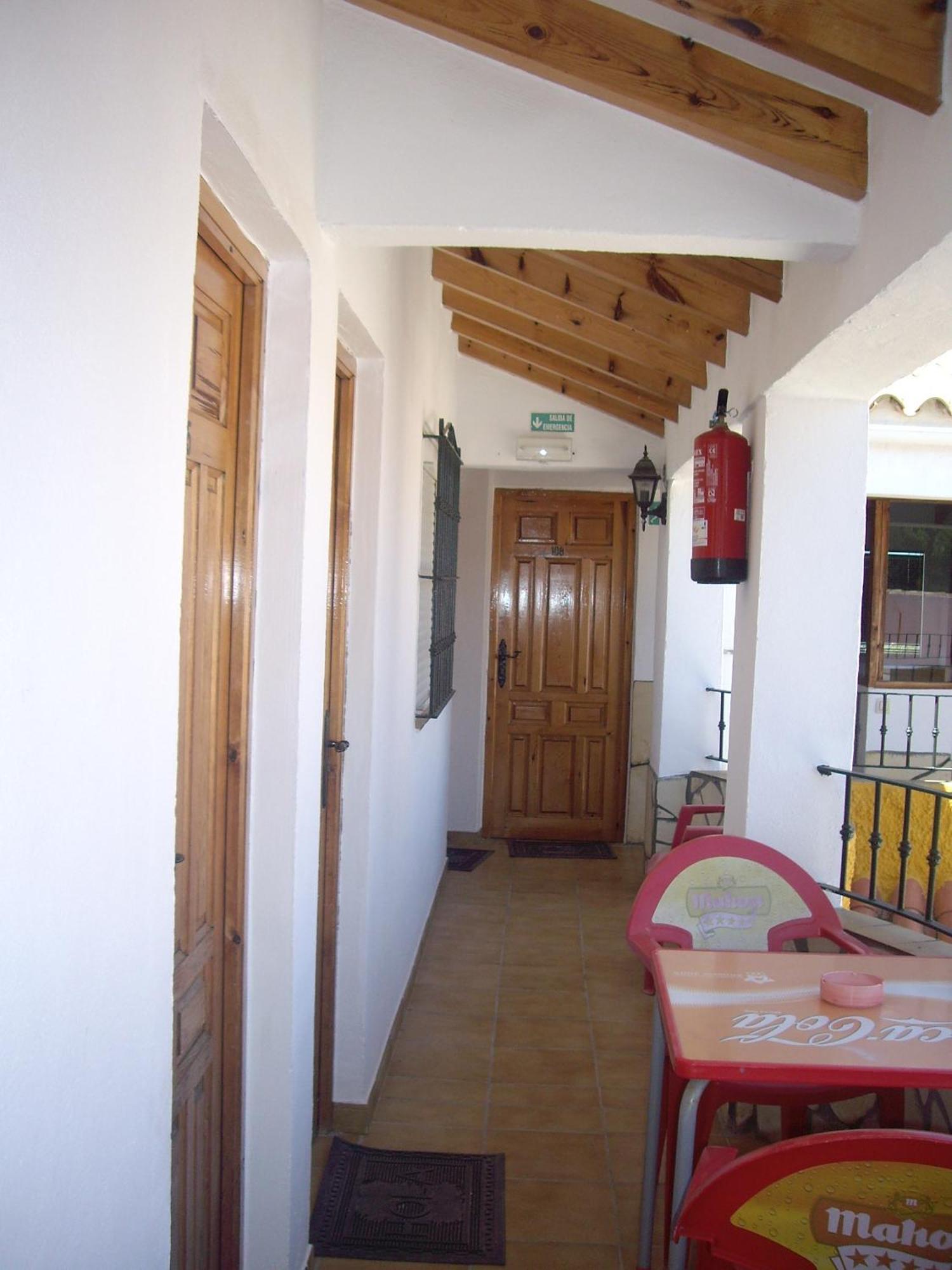 Hostal Mini Golf Los Canos De Meca Bagian luar foto