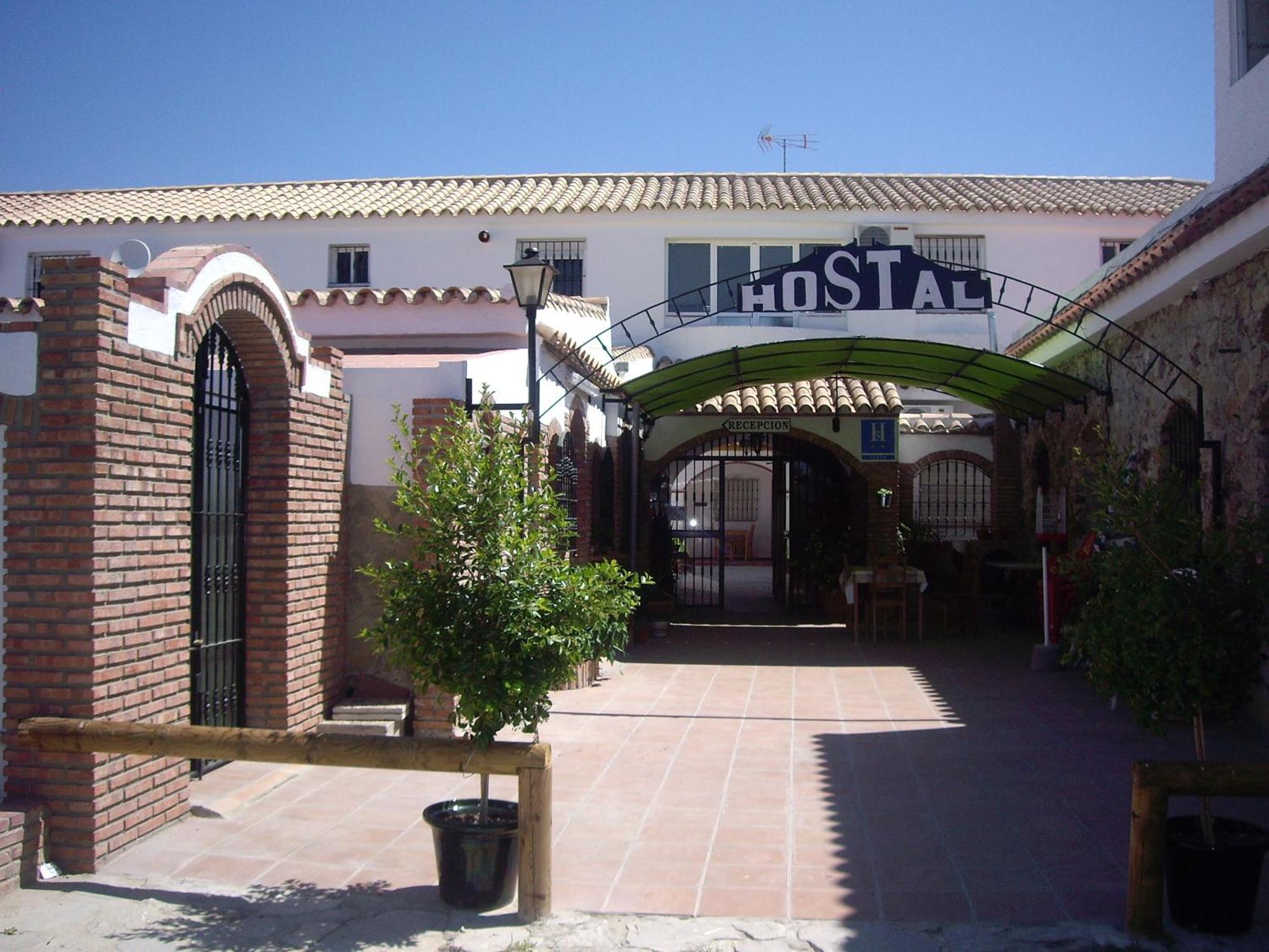 Hostal Mini Golf Los Canos De Meca Bagian luar foto
