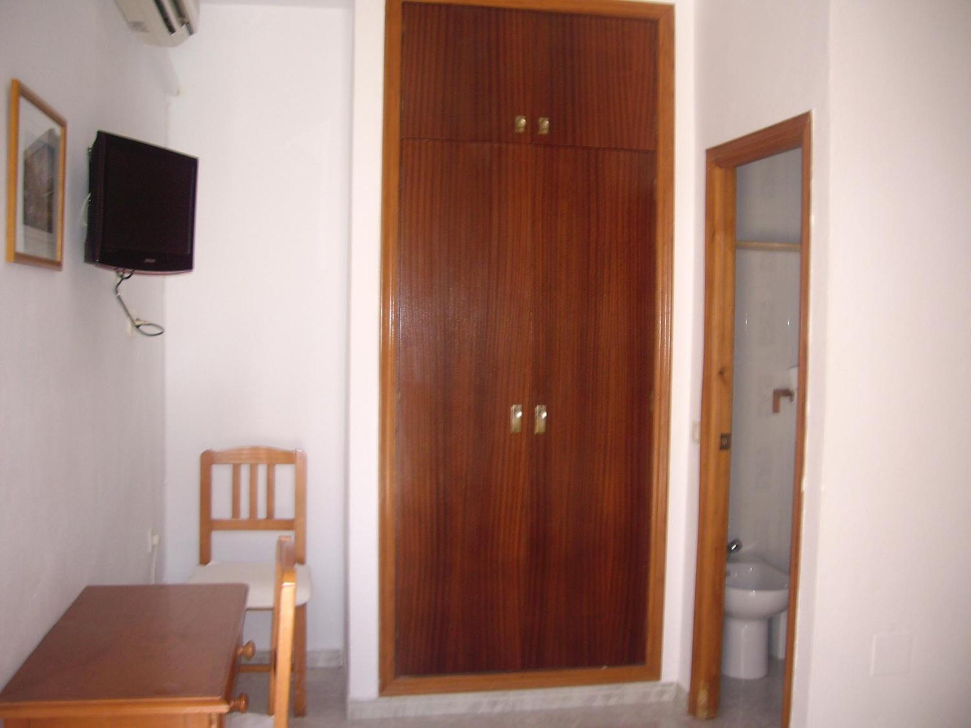 Hostal Mini Golf Los Canos De Meca Bagian luar foto