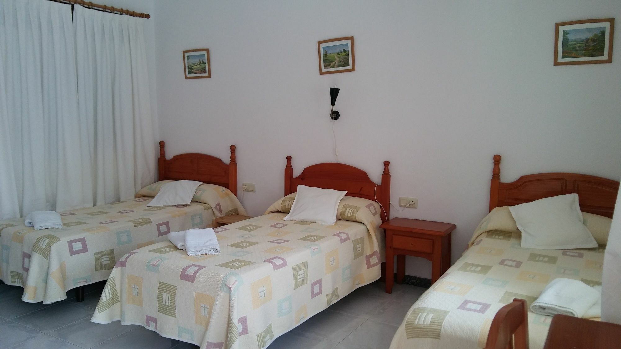 Hostal Mini Golf Los Canos De Meca Bagian luar foto