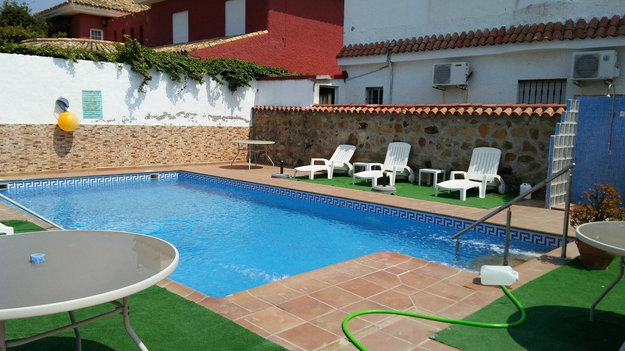 Hostal Mini Golf Los Canos De Meca Bagian luar foto